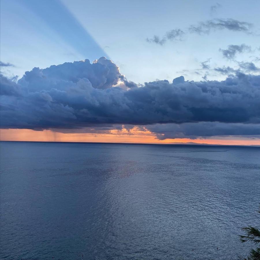 Capraia Isola Екстериор снимка